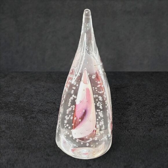 Poland 24% Lead Crystal Hersey's Kiss Shaped Paperweight Red Design - Picture 8 of 11